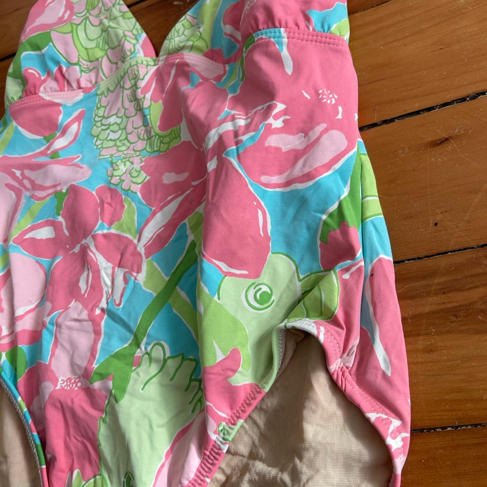 ☀️3/$25 Lilly Pulitzer vintage floral pink green blue swimsuit halter 10 - Picture 2 of 6